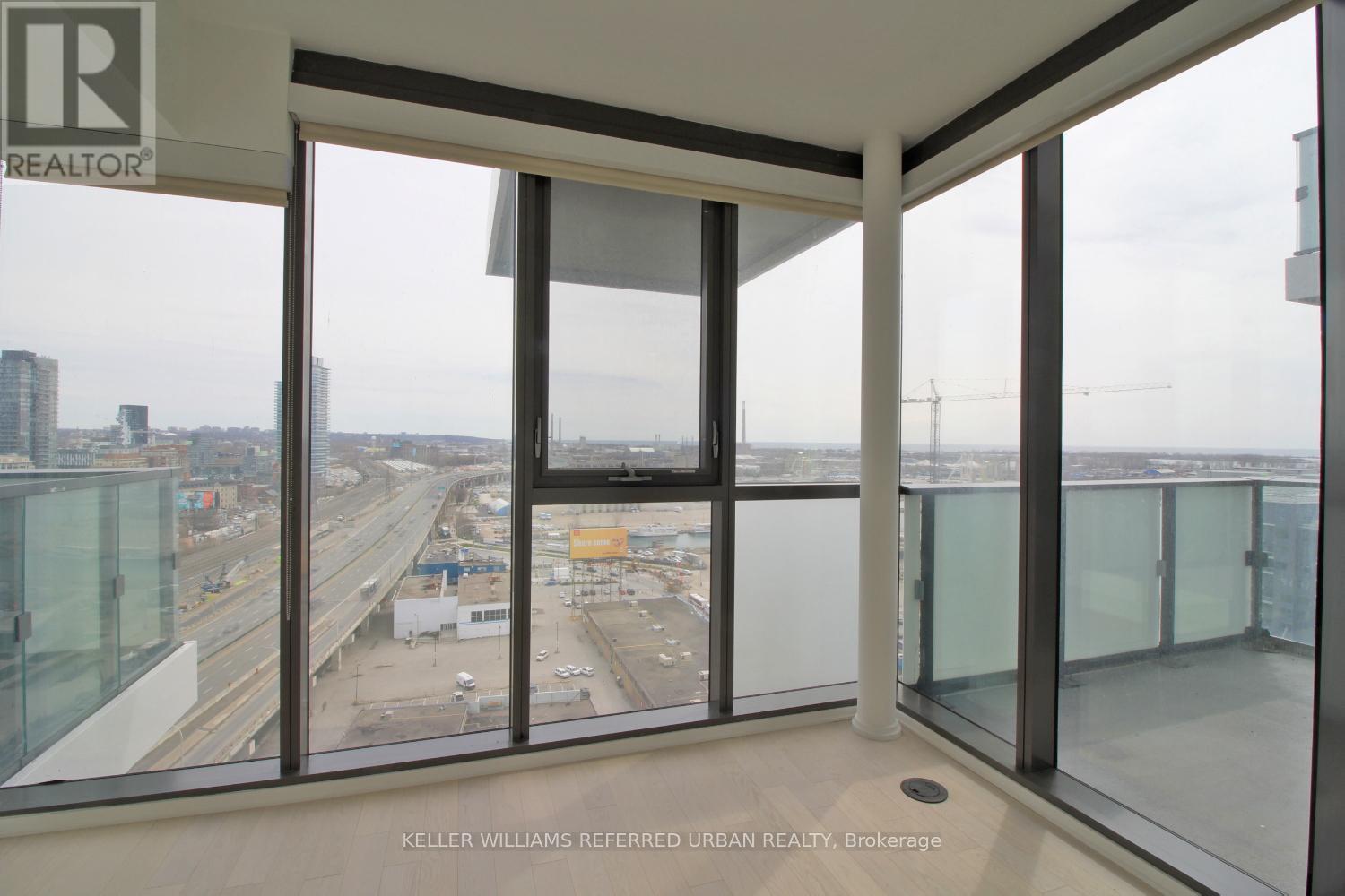 1707 - 16 Bonnycastle Street, Toronto, Ontario  M5A 0C9 - Photo 4 - C13737354