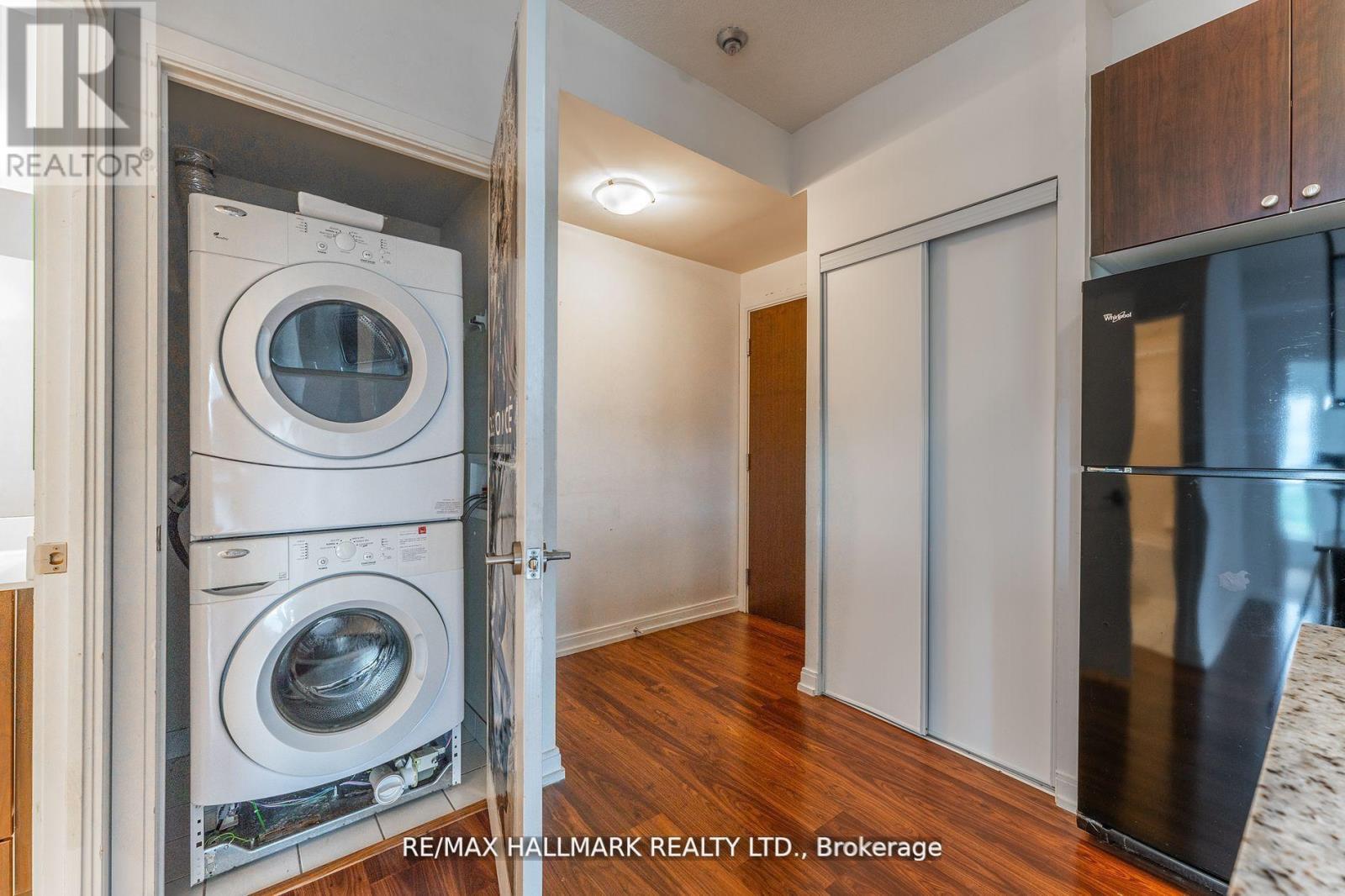 2220 - 181 Village Green Square, Toronto, Ontario  M1S 0K6 - Photo 14 - E13737368