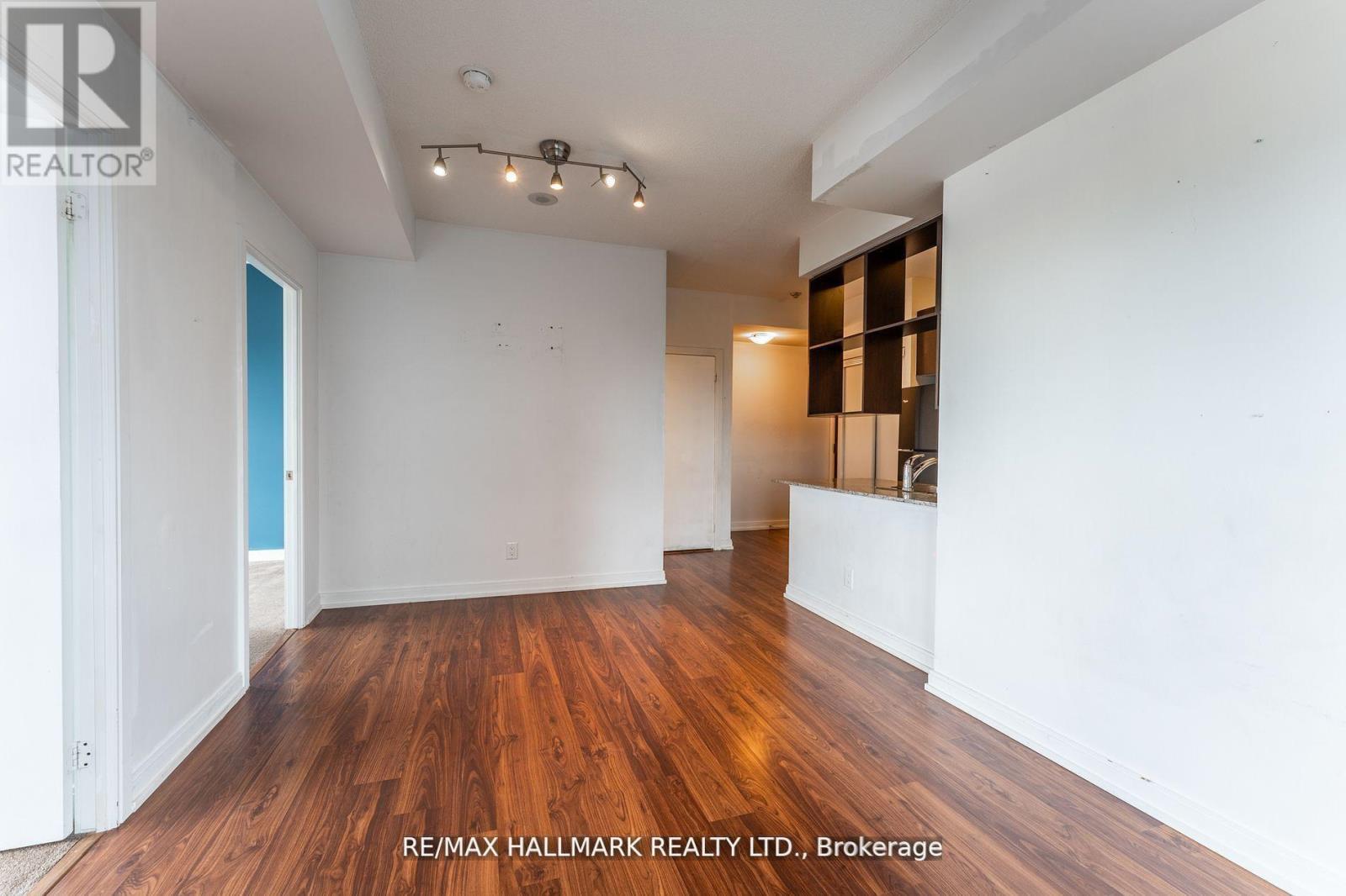 2220 - 181 Village Green Square, Toronto, Ontario  M1S 0K6 - Photo 15 - E13737368