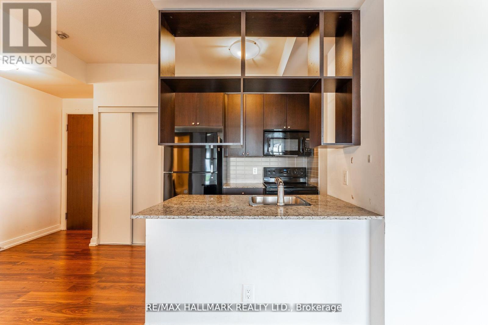 2220 - 181 Village Green Square, Toronto, Ontario  M1S 0K6 - Photo 6 - E13737368