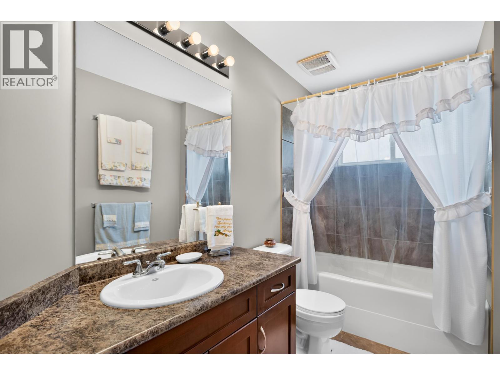 11785 Gilland Loop, Maple Ridge, British Columbia  V4R 2W4 - Photo 30 - R3160795