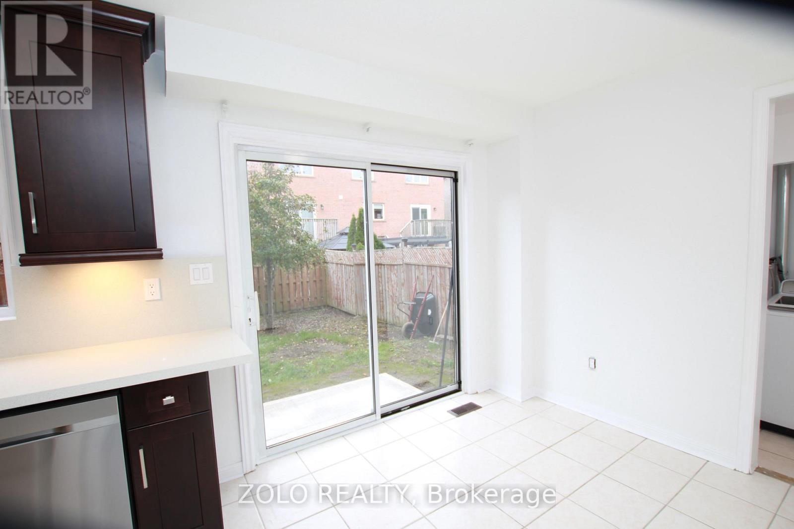 226 Equator Crescent N, Vaughan, Ontario  L6A 2Y1 - Photo 12 - N13737298