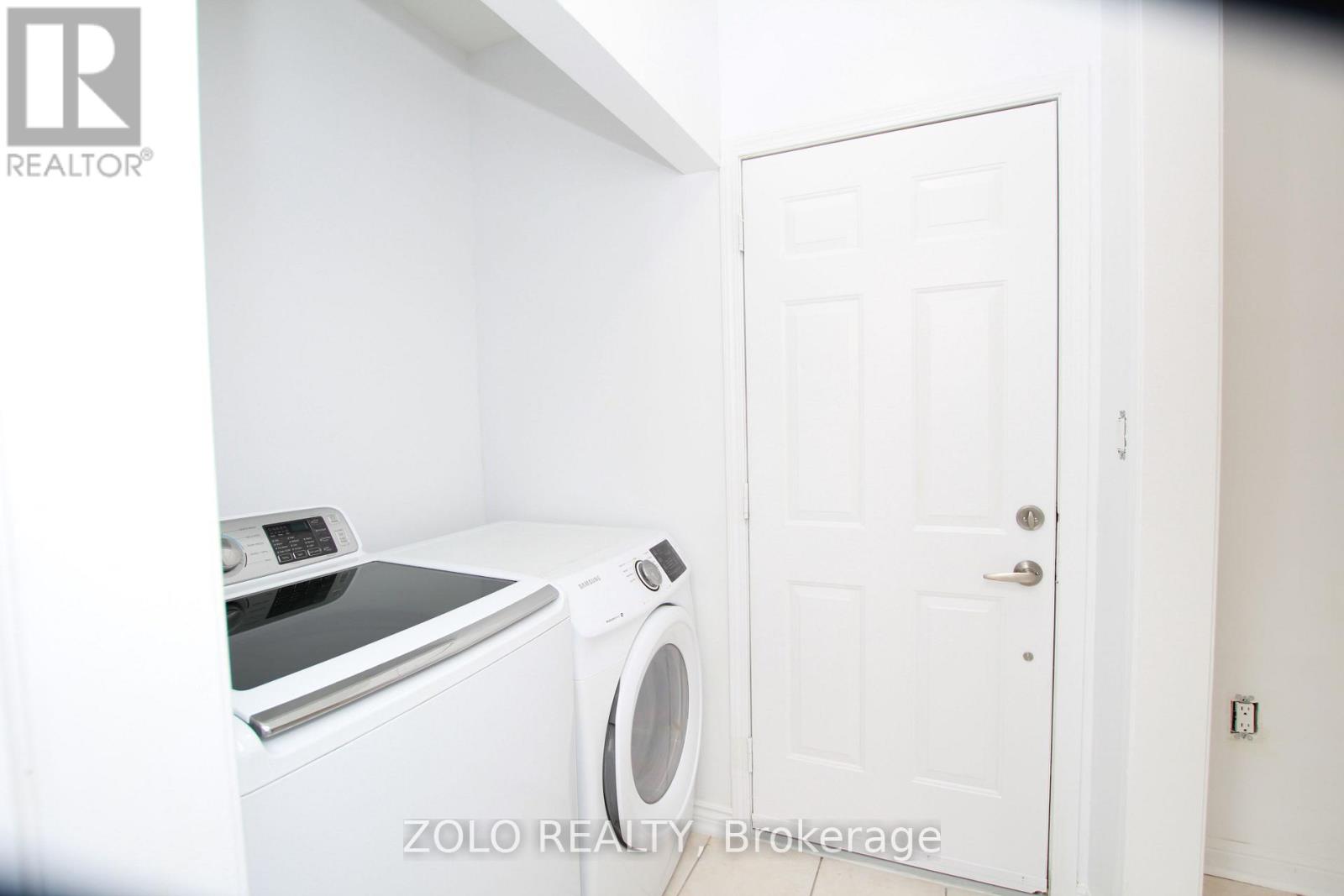 226 Equator Crescent N, Vaughan, Ontario  L6A 2Y1 - Photo 4 - N13737298