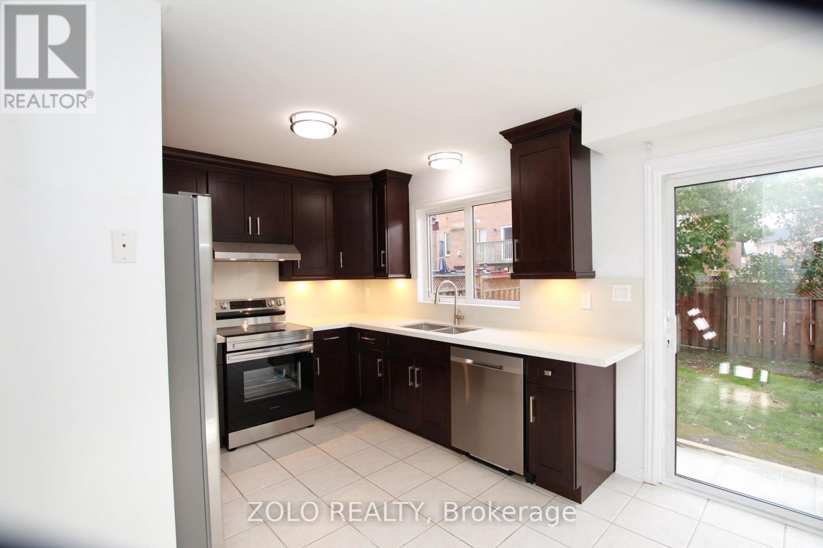 226 Equator Crescent N, Vaughan, Ontario  L6A 2Y1 - Photo 9 - N13737298