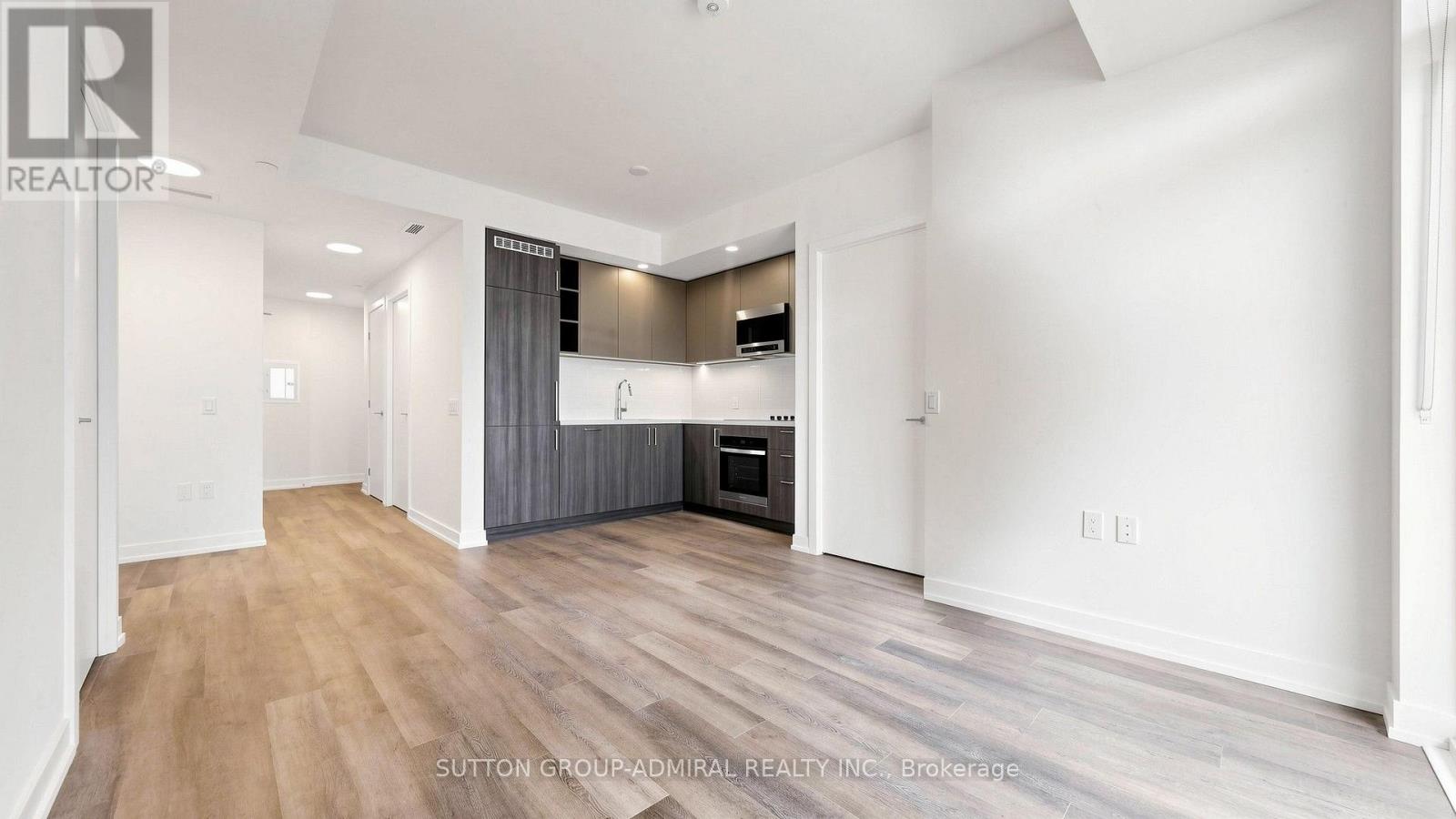 1301 - 5 Meadowdale Road, Vaughan, Ontario  L4K 0C7 - Photo 3 - N13737366