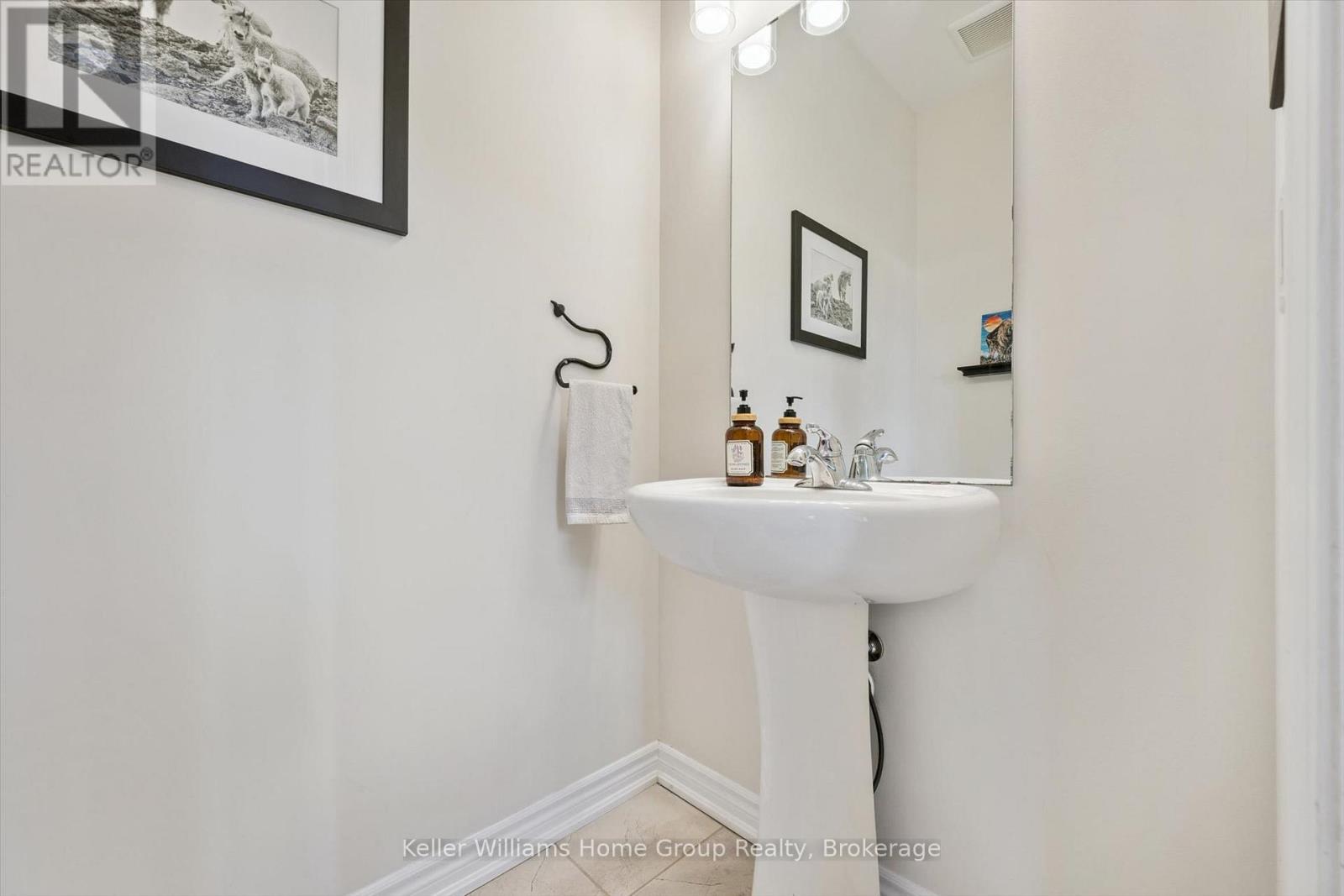 61 Ridgegate Crescent, Halton Hills (Georgetown), Ontario  L7G 0L6 - Photo 17 - W13737264