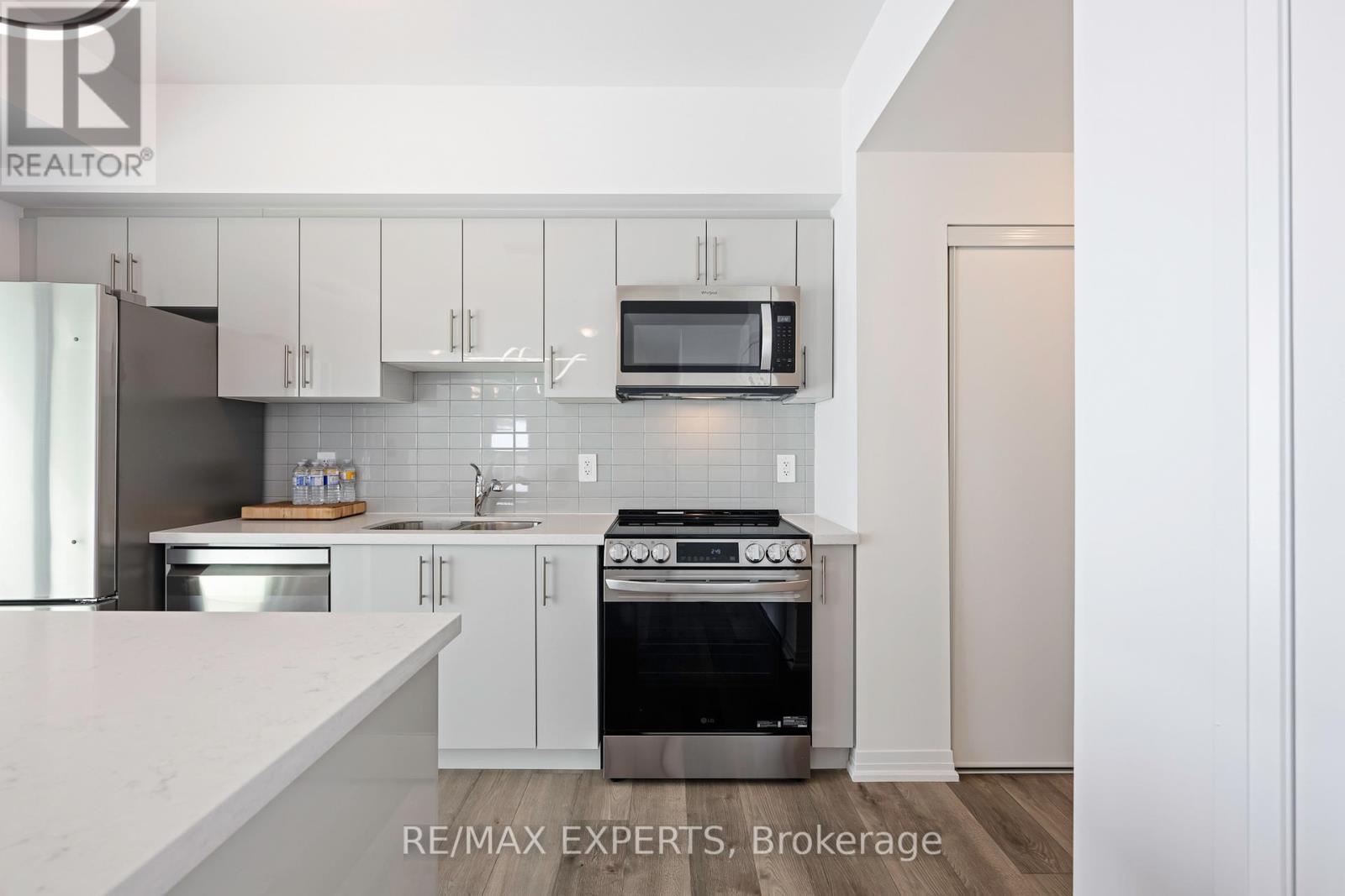 409 - 15 Kneeshaw Drive, Barrie, Ontario  L9J 0X9 - Photo 17 - S13737380