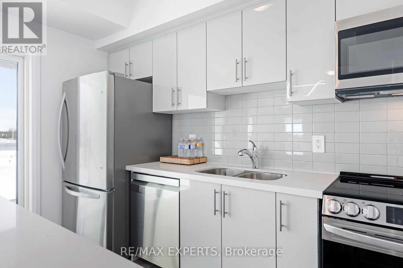409 - 15 Kneeshaw Drive, Barrie, Ontario  L9J 0X9 - Photo 18 - S13737380