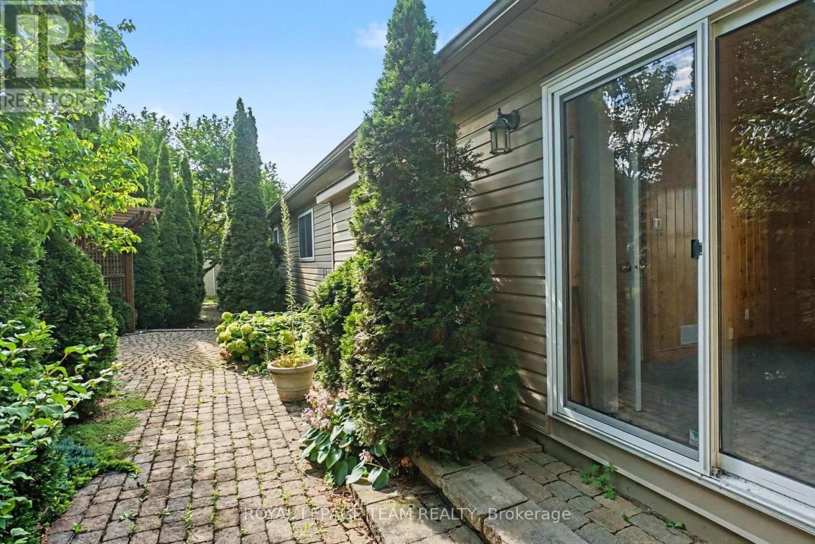 120 Vaughan Street, Mississippi Mills, Ontario  K0A 1A0 - Photo 39 - X13733092