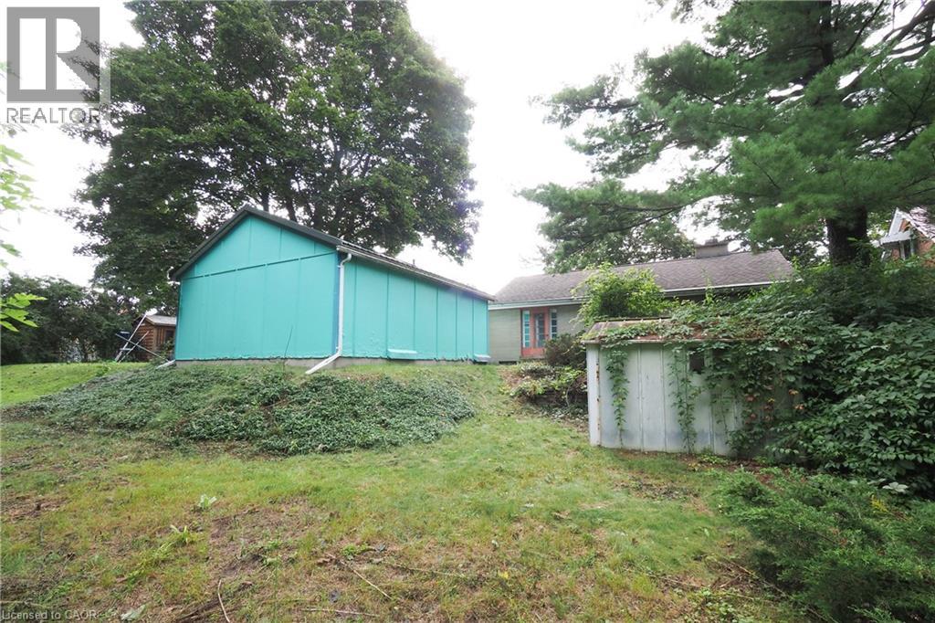 12 Oakwood Avenue, Kitchener, Ontario  N2H 6G9 - Photo 33 - 40859571