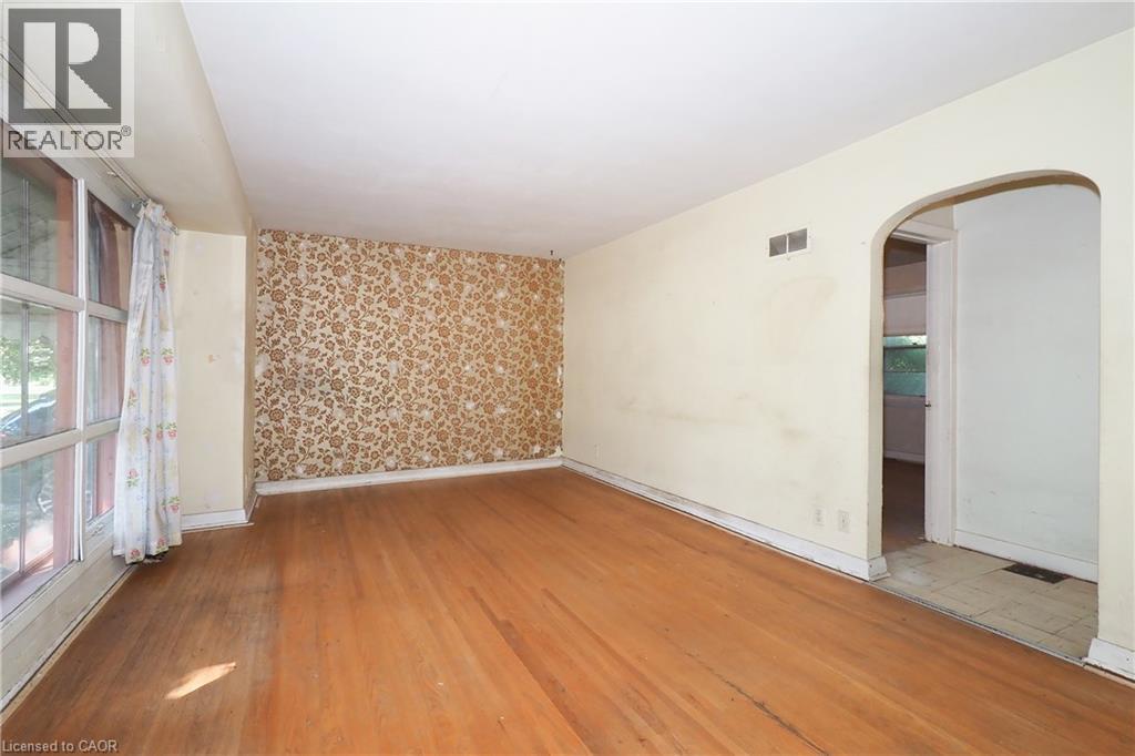 12 Oakwood Avenue, Kitchener, Ontario  N2H 6G9 - Photo 7 - 40859571