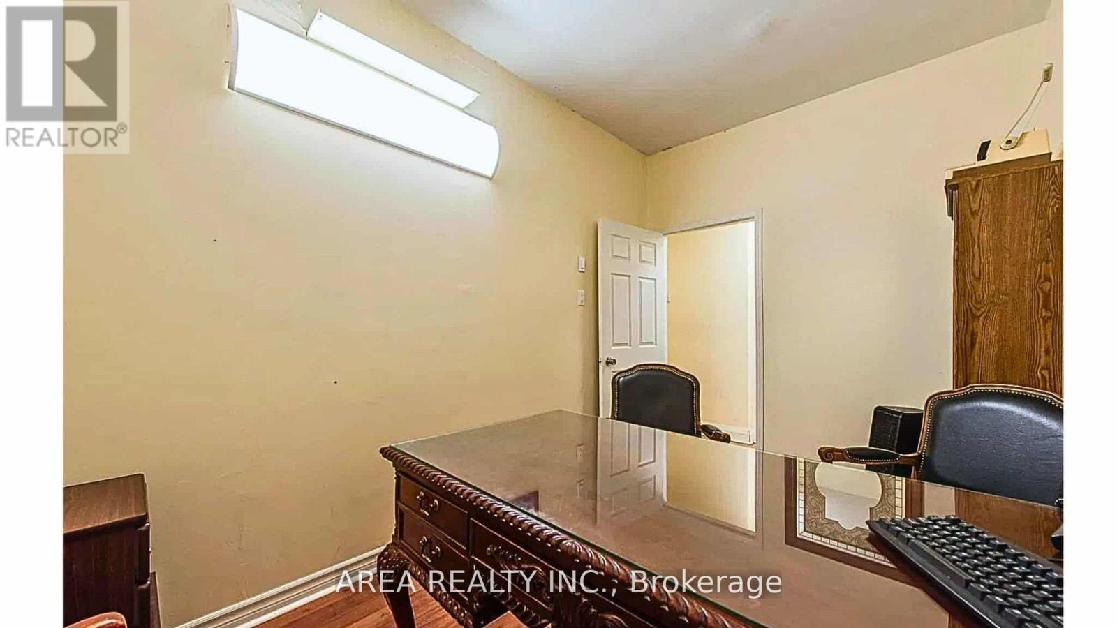 3094 Lake Shore Boulevard, Toronto, Ontario  M8V 1L2 - Photo 3 - W13737350