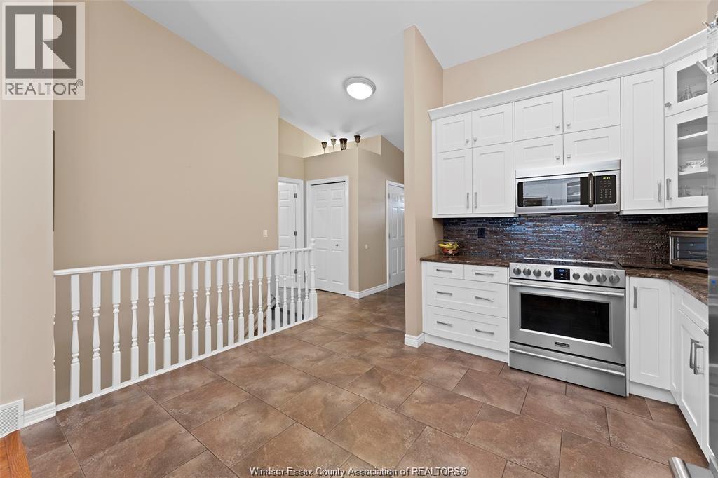 3748 Prairie Court, Windsor, Ontario  N9G 2X3 - Photo 4 - 26021463