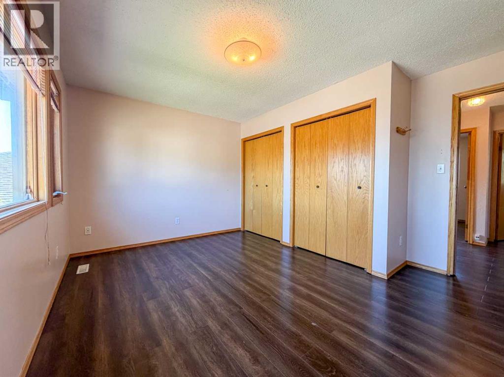 16 Wood Drive, Whitecourt, Alberta T7S 1R1 - Photo 10 - A2308460