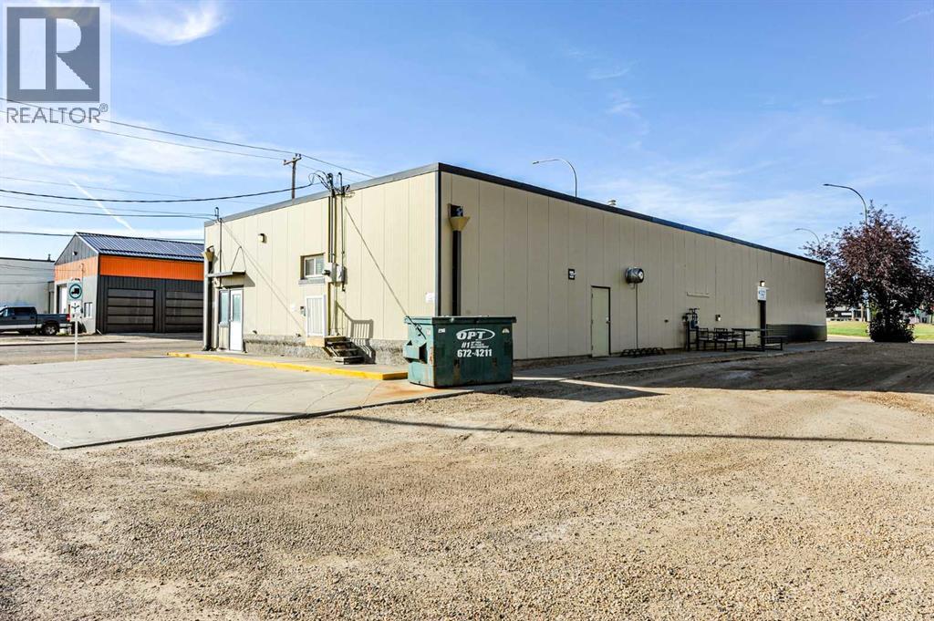 4711 51 Avenue, Camrose, Alberta  T4V 0V3 - Photo 7 - A2342012