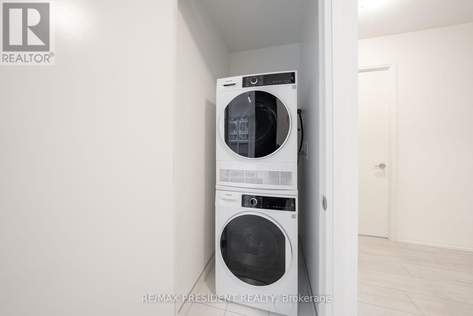822 - 400 King Street W, Toronto, Ontario  M5V 1K2 - Photo 21 - C13737174