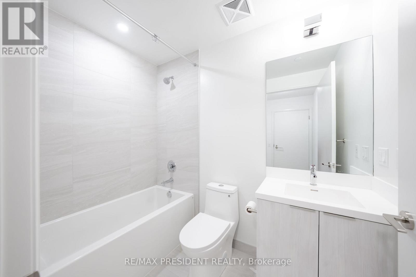 822 - 400 King Street W, Toronto, Ontario  M5V 1K2 - Photo 20 - C13737174