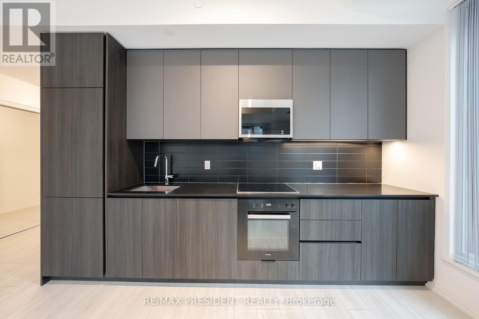 822 - 400 King Street W, Toronto, Ontario  M5V 1K2 - Photo 4 - C13737174