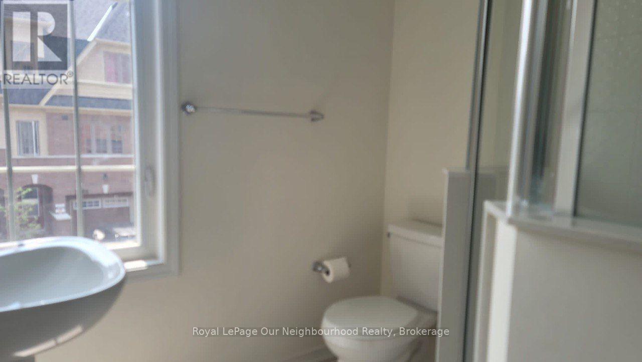 2663 Magdalen Path, Oshawa, Ontario  L1L 0R6 - Photo 11 - E13737436