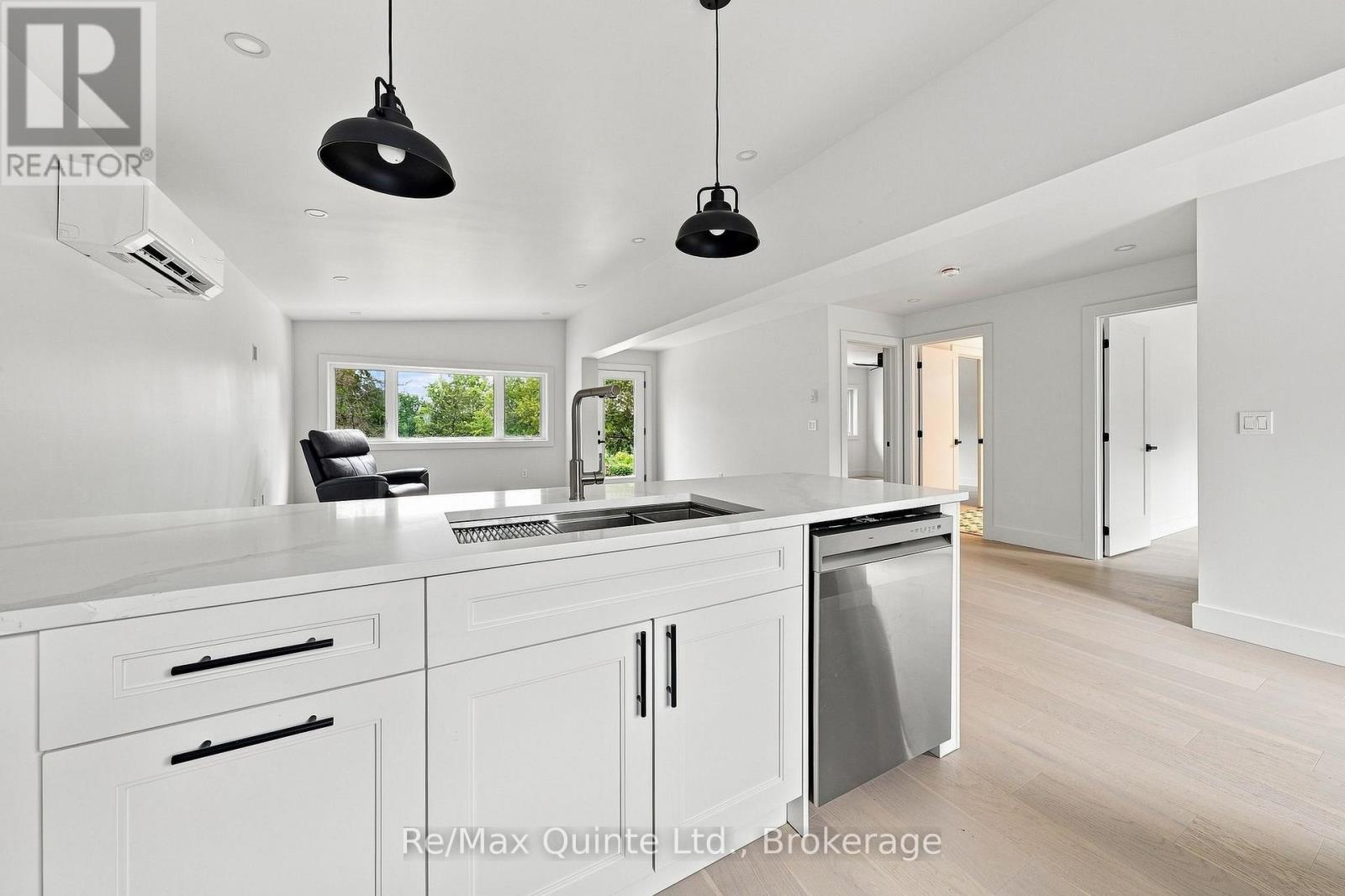 417 County Road 28, Prince Edward County, Ontario  K8P 3J1 - Photo 12 - X13737446