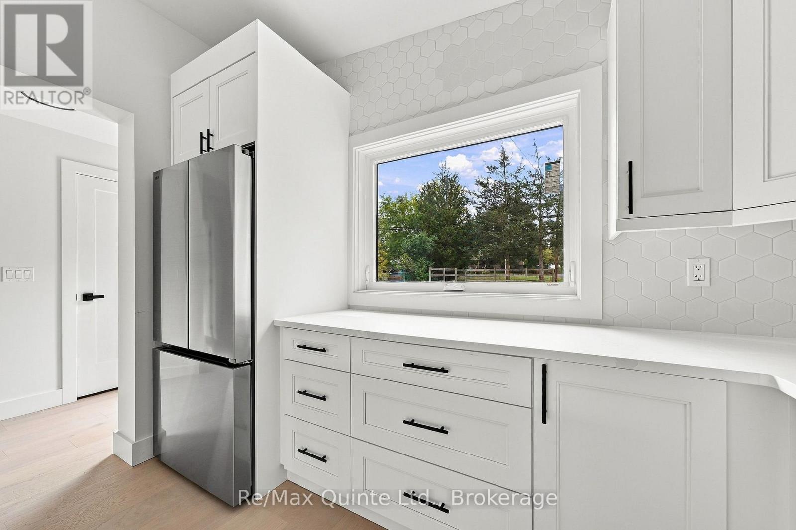 417 County Road 28, Prince Edward County, Ontario  K8P 3J1 - Photo 13 - X13737446