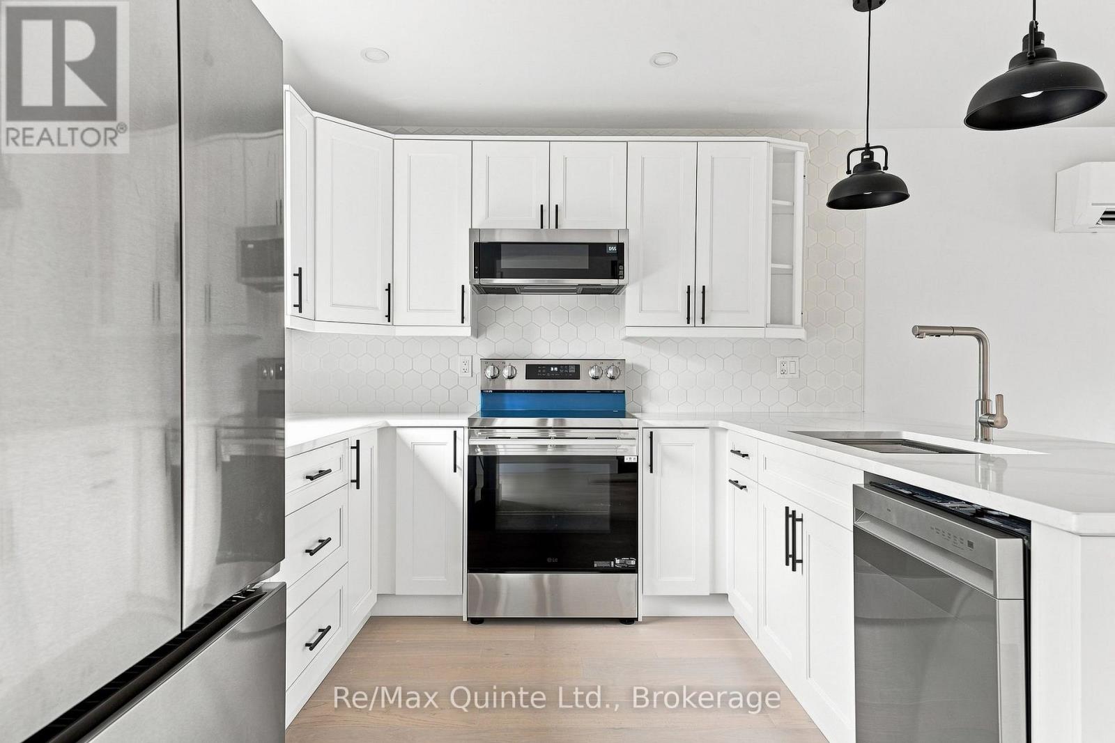 417 County Road 28, Prince Edward County, Ontario  K8P 3J1 - Photo 6 - X13737462