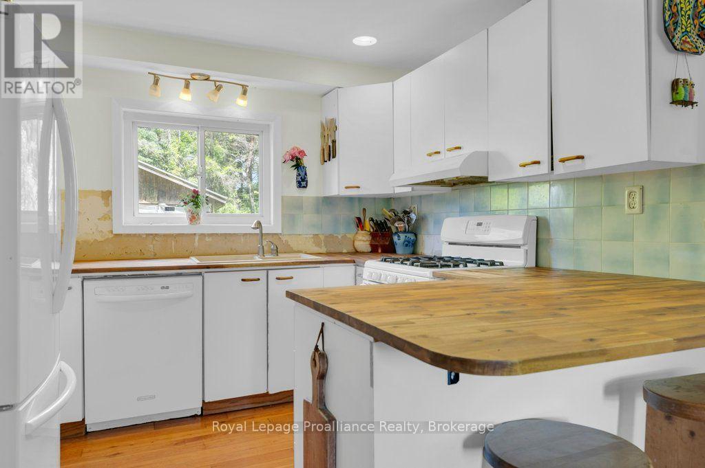 2014 Foxboro-Stirling Road, Quinte West, Ontario  K0K 3E0 - Photo 11 - X13737490
