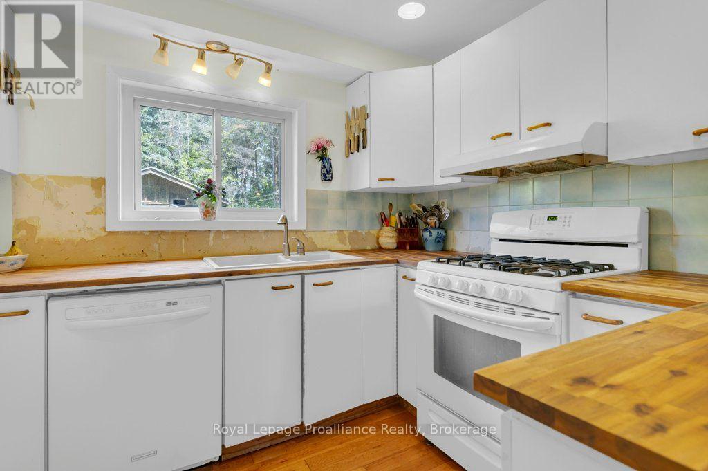 2014 Foxboro-Stirling Road, Quinte West, Ontario  K0K 3E0 - Photo 12 - X13737490