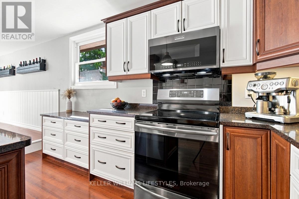 740 Village Green Avenue, London South, Ontario  N6K 1H4 - Photo 13 - X13737544