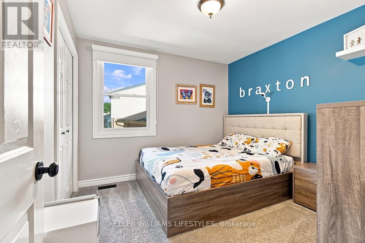 740 Village Green Avenue, London South, Ontario  N6K 1H4 - Photo 20 - X13737544
