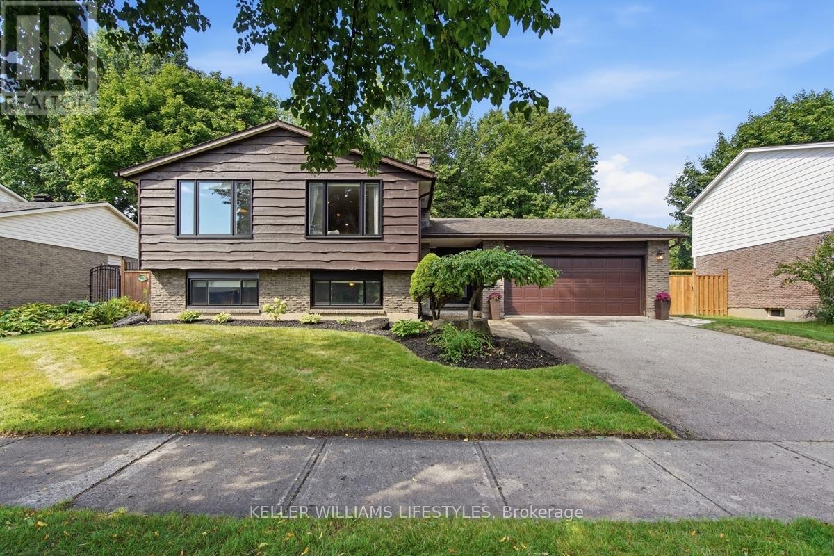 740 Village Green Avenue, London South, Ontario  N6K 1H4 - Photo 3 - X13737544