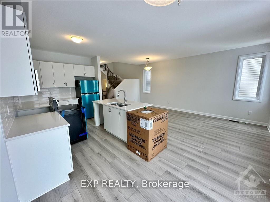 637 Hamsa Street, Ottawa, Ontario  K2J 6Z7 - Photo 11 - X13737522