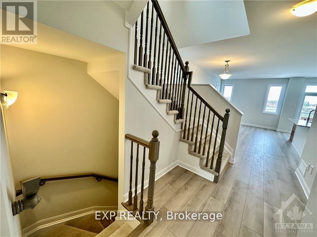 637 Hamsa Street, Ottawa, Ontario  K2J 6Z7 - Photo 5 - X13737522