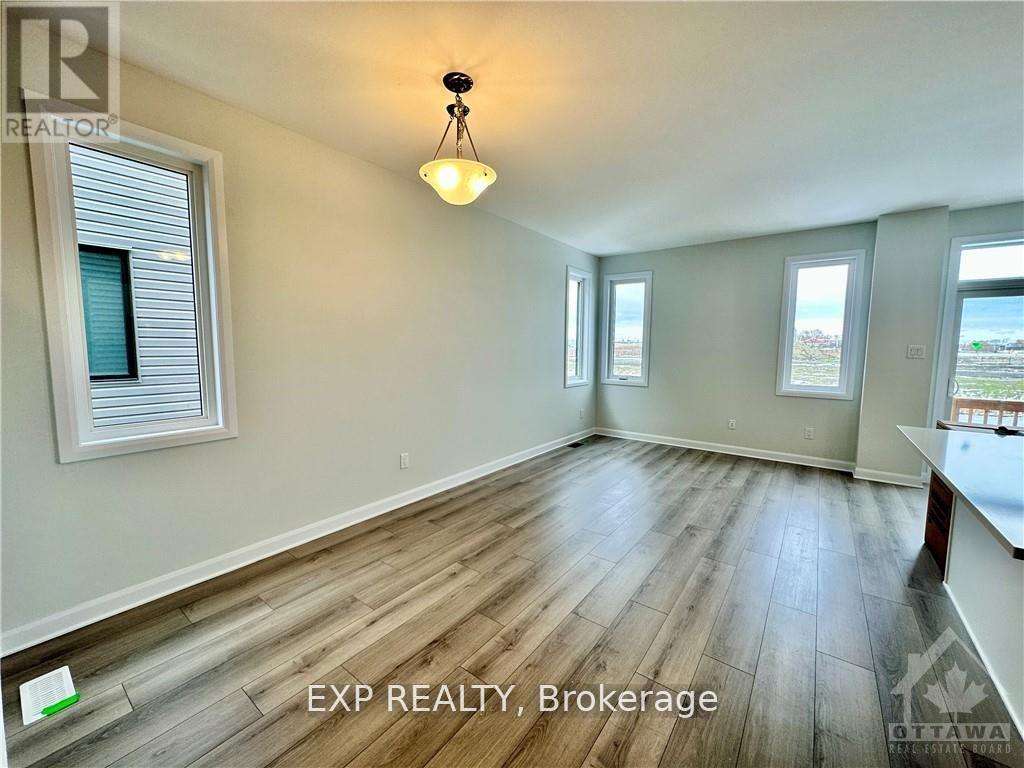 637 Hamsa Street, Ottawa, Ontario  K2J 6Z7 - Photo 6 - X13737522