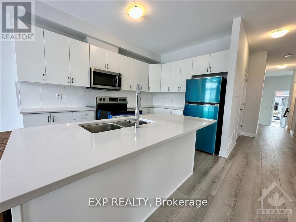 637 Hamsa Street, Ottawa, Ontario  K2J 6Z7 - Photo 8 - X13737522