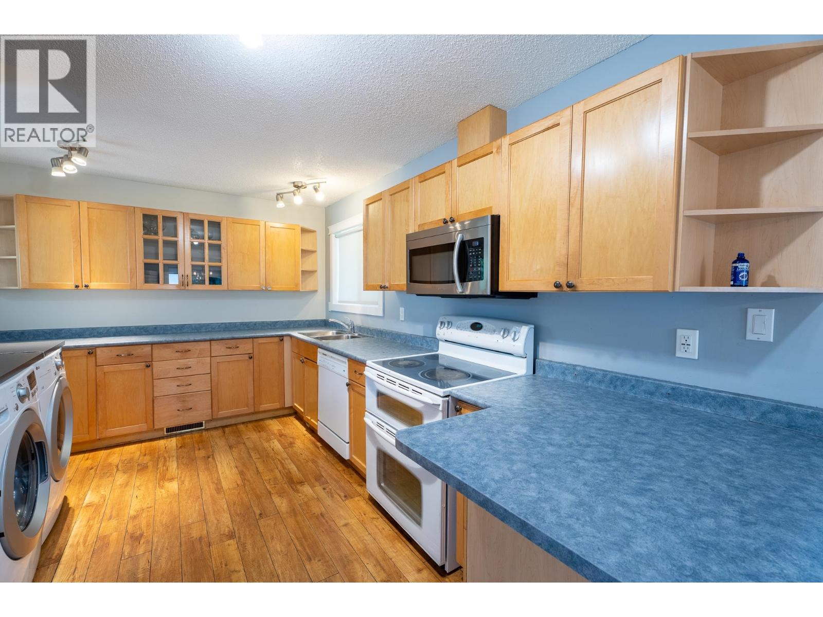 805 Faulkner Crescent, Prince George, British Columbia  V2M 5E1 - Photo 7 - R3160860
