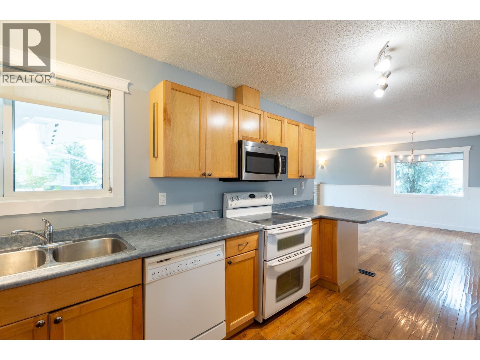 805 Faulkner Crescent, Prince George, British Columbia  V2M 5E1 - Photo 8 - R3160860