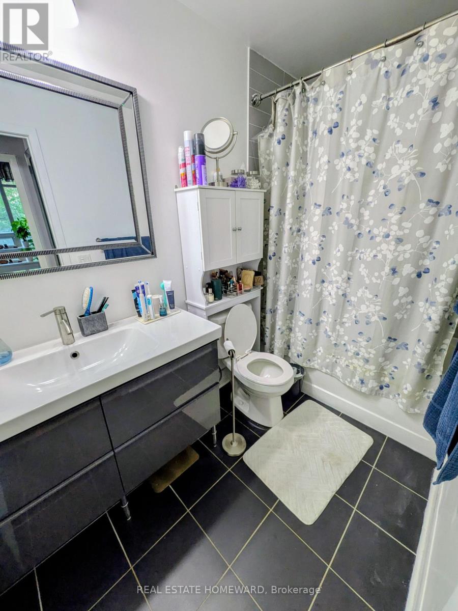 416 - 15 Bruyeres Mews, Toronto, Ontario  M5V 0A7 - Photo 11 - C13737444
