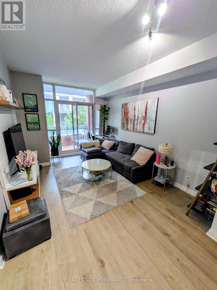 416 - 15 Bruyeres Mews, Toronto, Ontario  M5V 0A7 - Photo 2 - C13737444