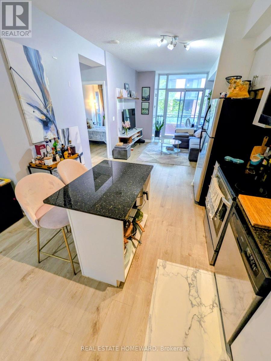 416 - 15 Bruyeres Mews, Toronto, Ontario  M5V 0A7 - Photo 3 - C13737444