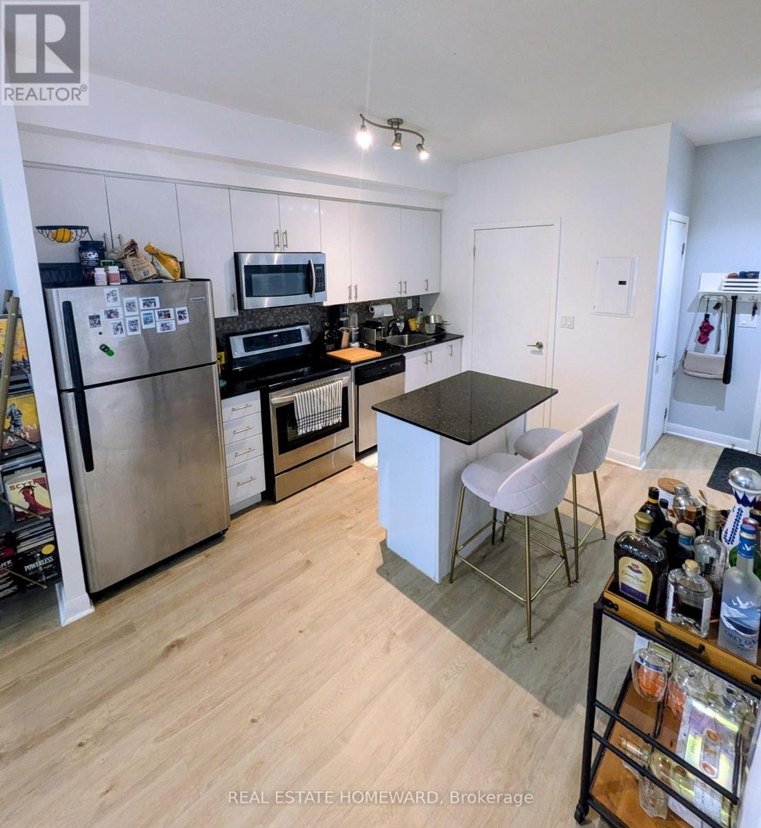 416 - 15 Bruyeres Mews, Toronto, Ontario  M5V 0A7 - Photo 6 - C13737444