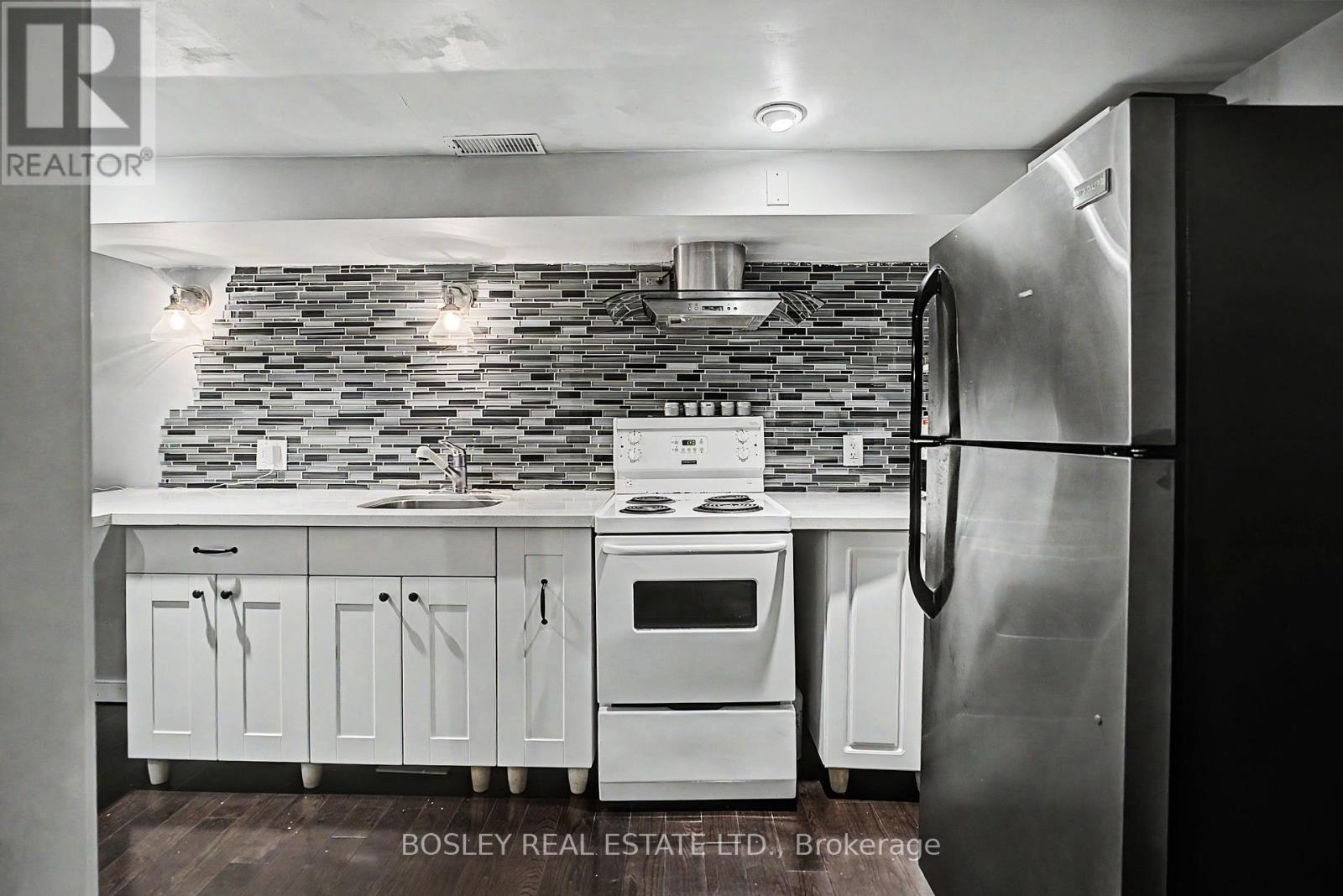 Lower - 254 Broadway Avenue, Toronto, Ontario  M4P 1V9 - Photo 11 - C13737450