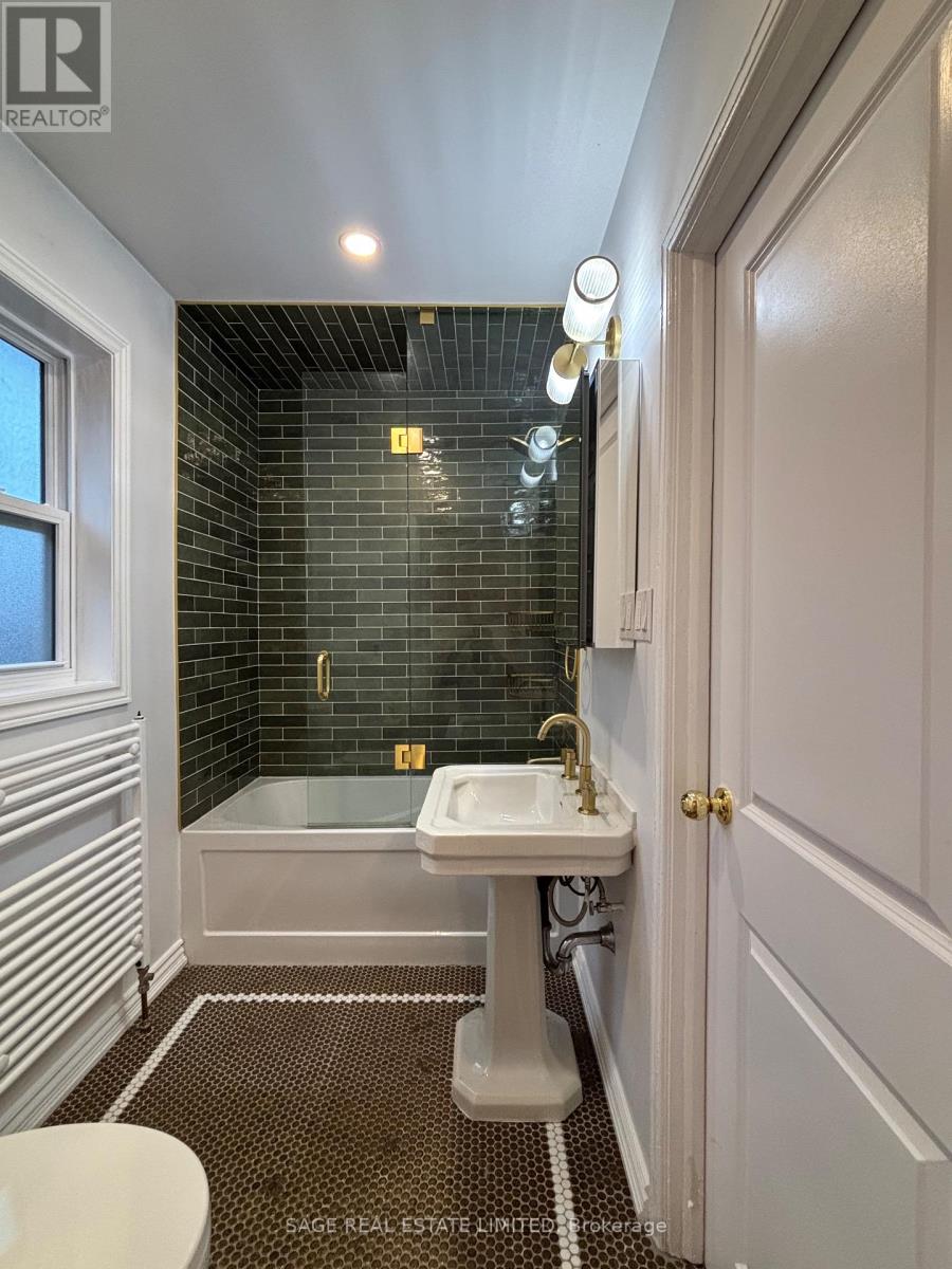 75 Burnaby Boulevard, Toronto, Ontario  M5N 1G3 - Photo 11 - C13737532