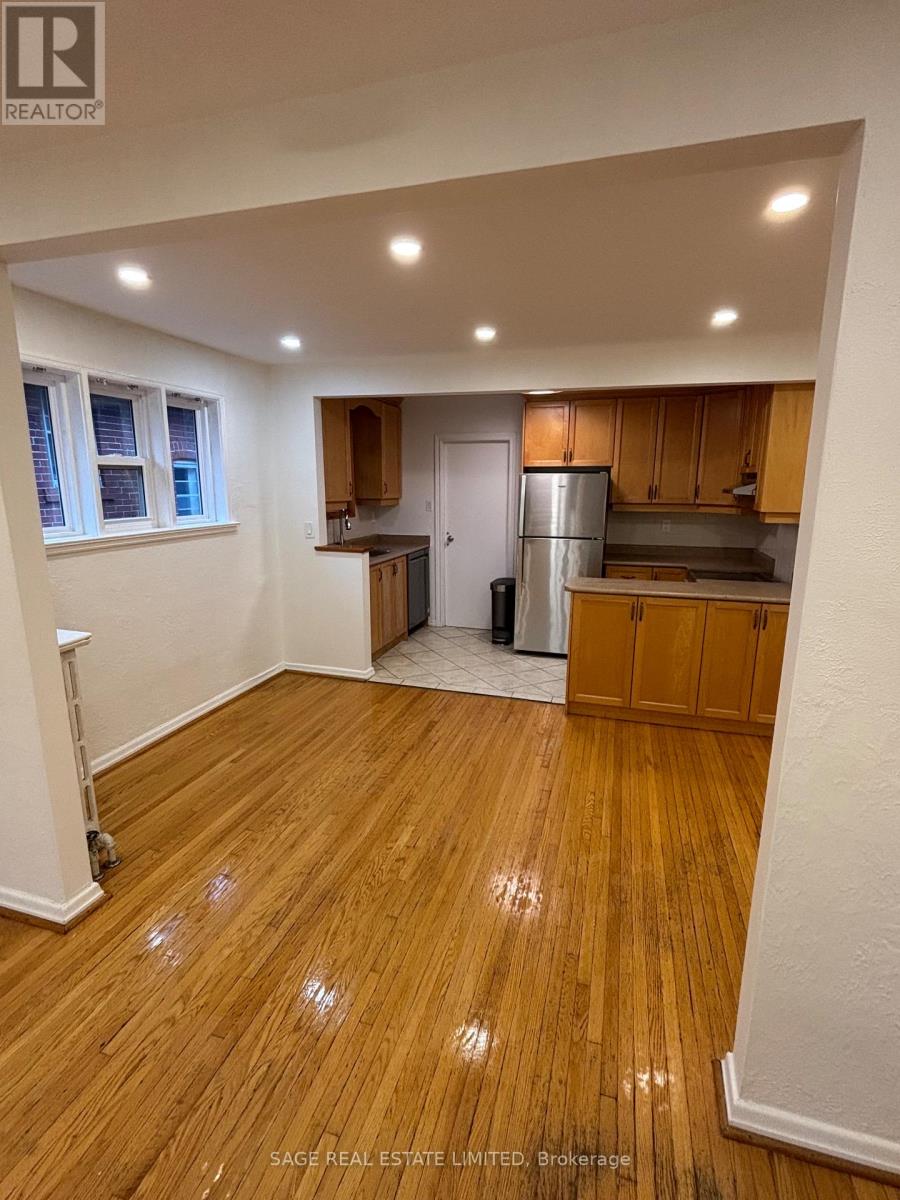 75 Burnaby Boulevard, Toronto, Ontario  M5N 1G3 - Photo 6 - C13737532