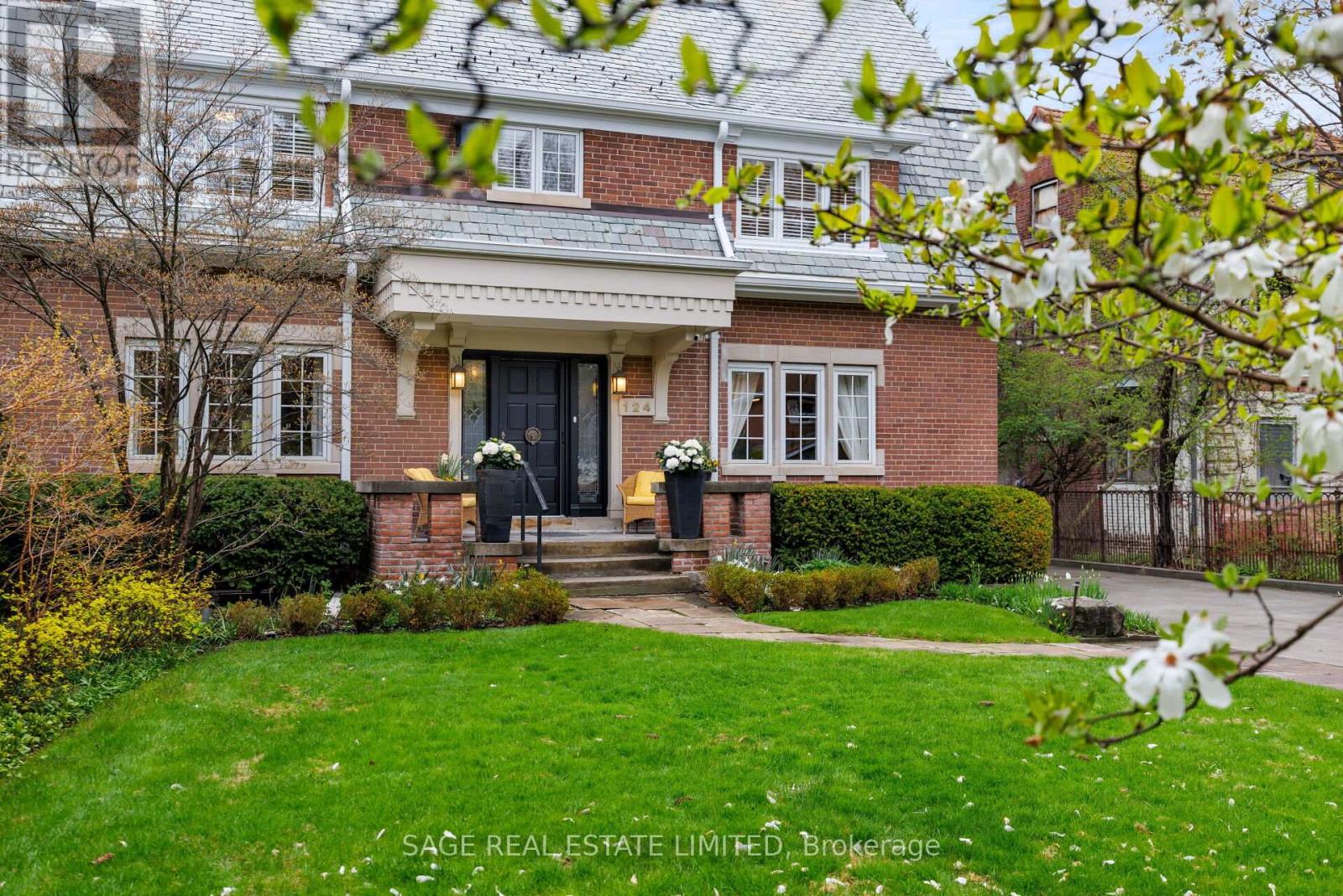 124 Blythwood Road, Toronto, Ontario  M4N 1A4 - Photo 2 - C13737564