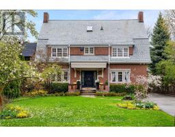 124 BLYTHWOOD ROAD, Toronto, Ontario