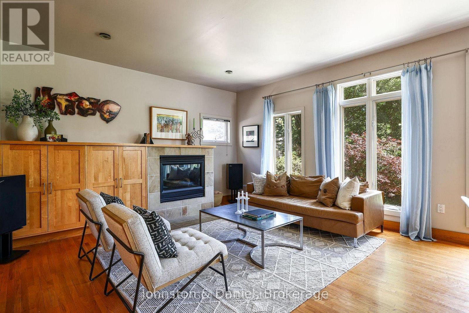 181 Rumsey Road, Toronto, Ontario  M4G 1P4 - Photo 15 - C13737624
