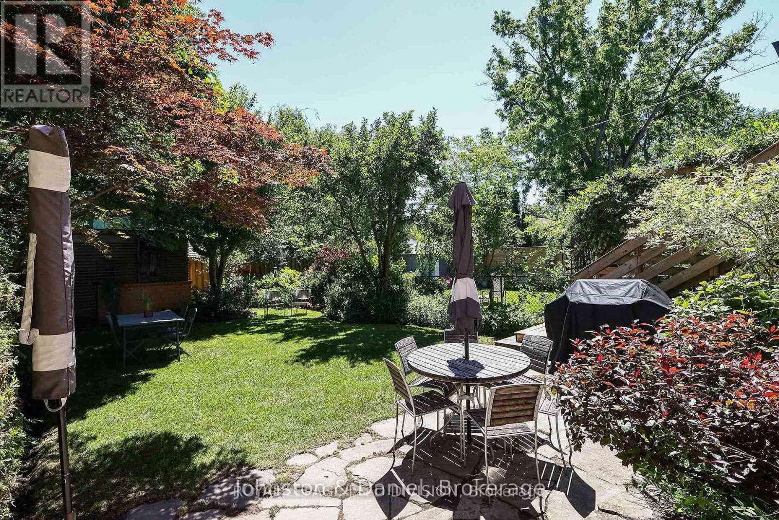 181 Rumsey Road, Toronto, Ontario  M4G 1P4 - Photo 3 - C13737624