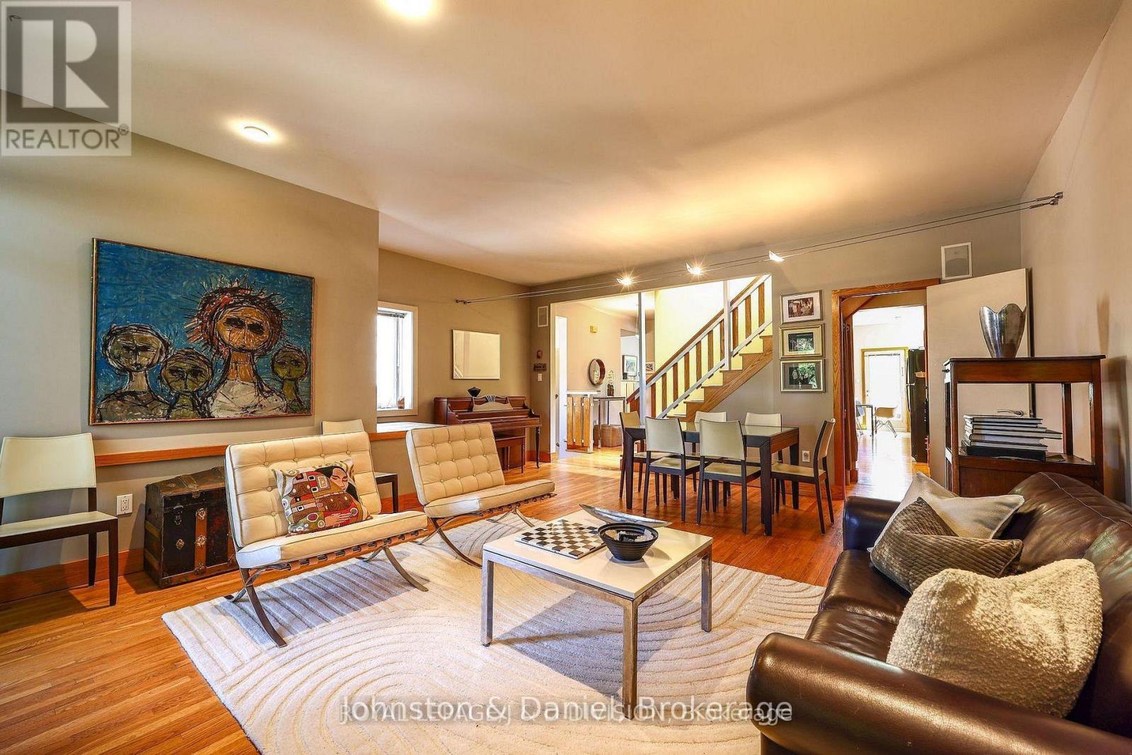 181 Rumsey Road, Toronto, Ontario  M4G 1P4 - Photo 4 - C13737624