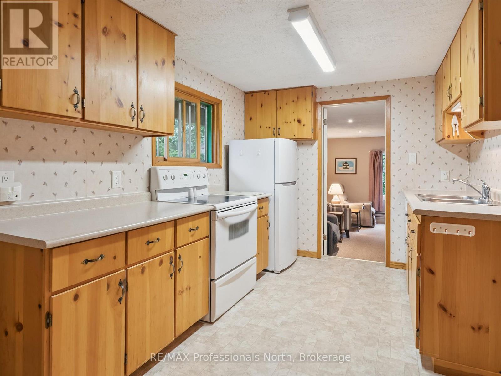 19 Glen Acres Road, Huntsville, Ontario  P1H 1N6 - Photo 18 - X13737390